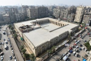 تفقد أعمال مشروع ترميم جامع السلطان الظاهر بيبرس بحي الضاهر