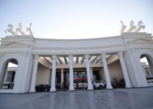 رئيس الوزراء يشهد افتتاح أحدث فنادق سلسلة كليوباترا بشرم الشيخ 