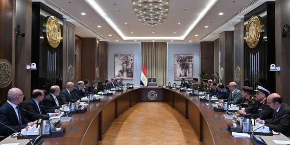 رئيس الوزراء يتابع الموقف التنفيذي لمشروع حماية شواطئ الإسكندرية وتوسعة الكورنيش