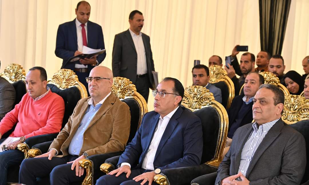 مي عبد الحميد تستعرض الموقف التنفيذي الحالي لمبادرة "سكن لكل المصريين"بـ "أكتوبر الجديدة"