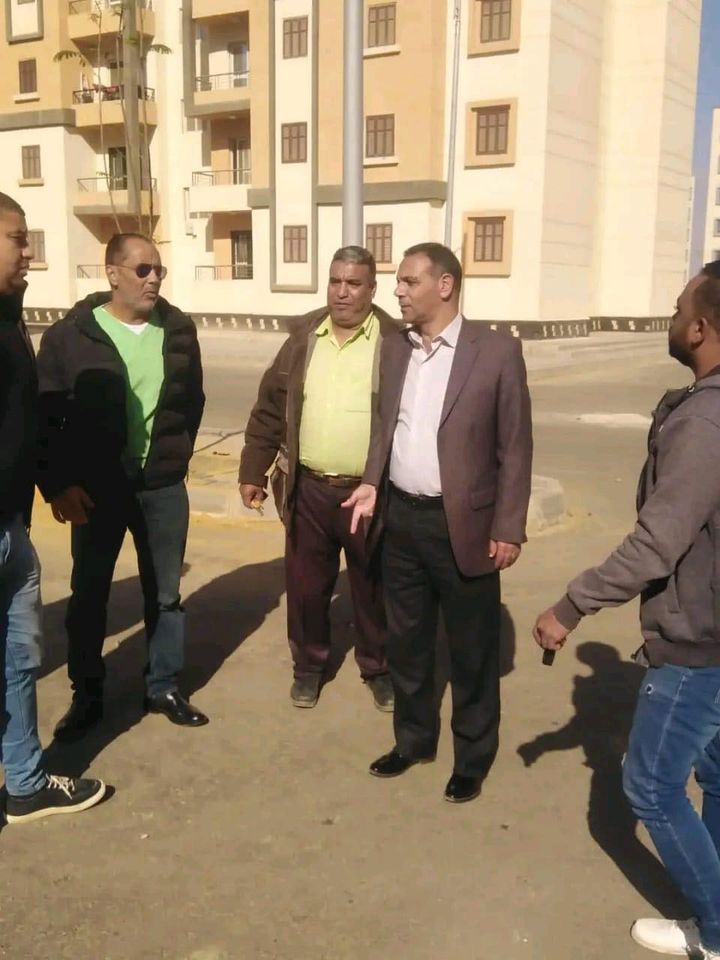 رئيس جهاز مدينة حدائق العاصمة يلتقي سكان المدينة لمناقشة مقترحاتهم.. ويتفقد "سكن لكل المصريين"
