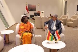 وزير السياحة يبحث تعزيز التعاون مع وزيرة السياحة والثقافة والفن الإبداعي بغانا