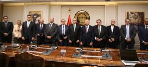 وزير قطاع الأعمال العام يشهد توقيع اتفاق تكميلي لعقود تطوير مجاويش بالغردقة