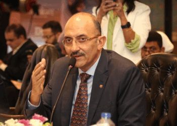 علاء فكري رئيس لجنة التطوير العقاري بجمعية رجال الأعمال